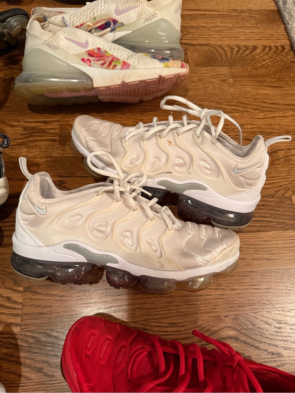 Various NIKE JORDAN sneaker Womens Mixed Sneaker Lot Like New Used sizes 8-11 - Picture 8 of 16